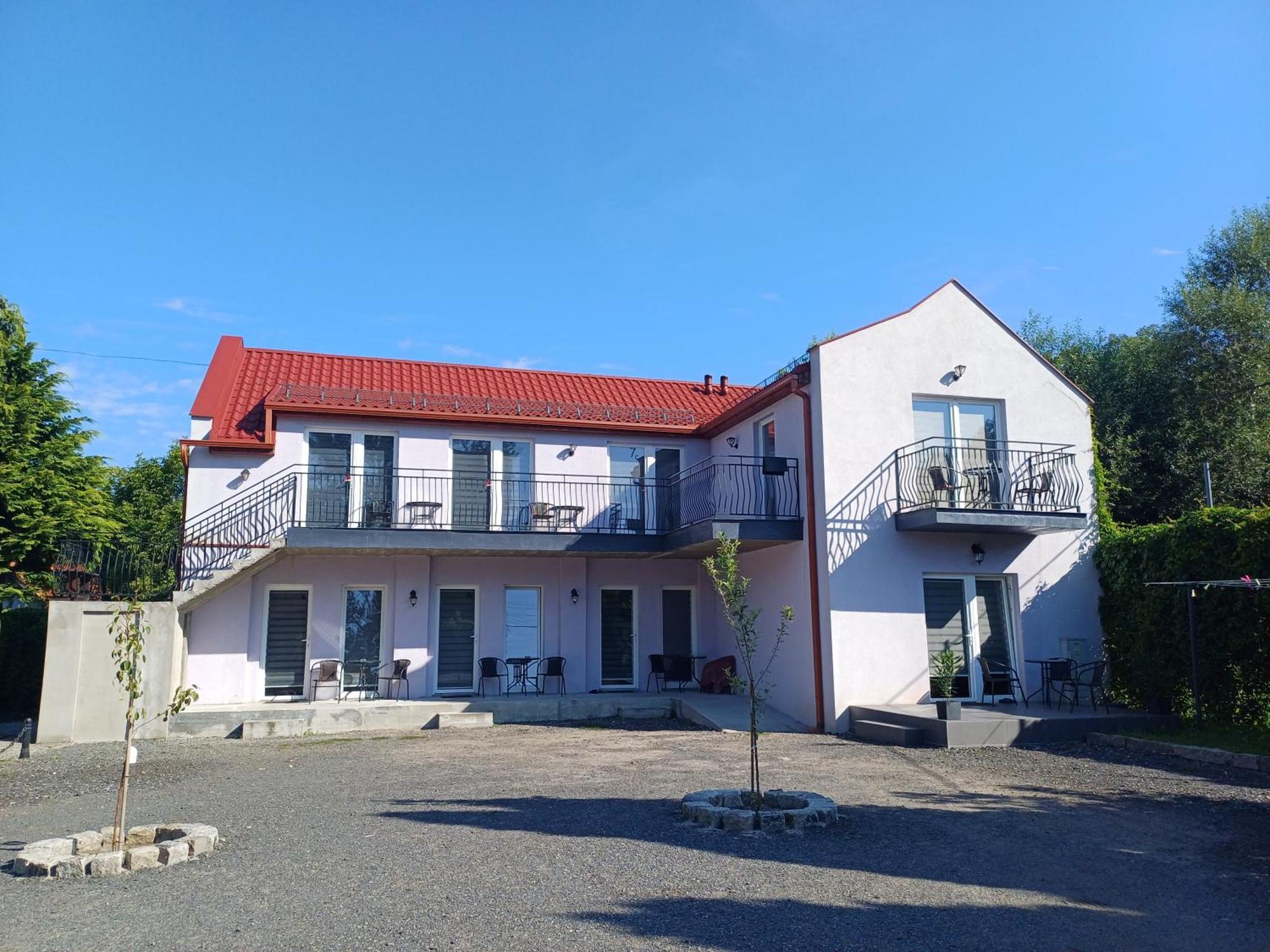 Gosciniec Solan Hotel Jeleniow Exterior photo